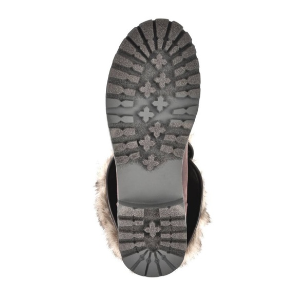 NWT Paddington fur lined ankle lace up boots by Cliffs by White Mountain - Picture 4 of 10